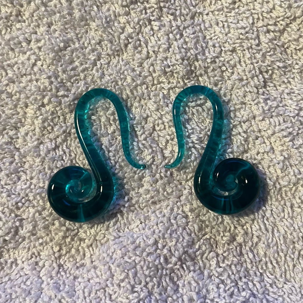 10g glass ear weights